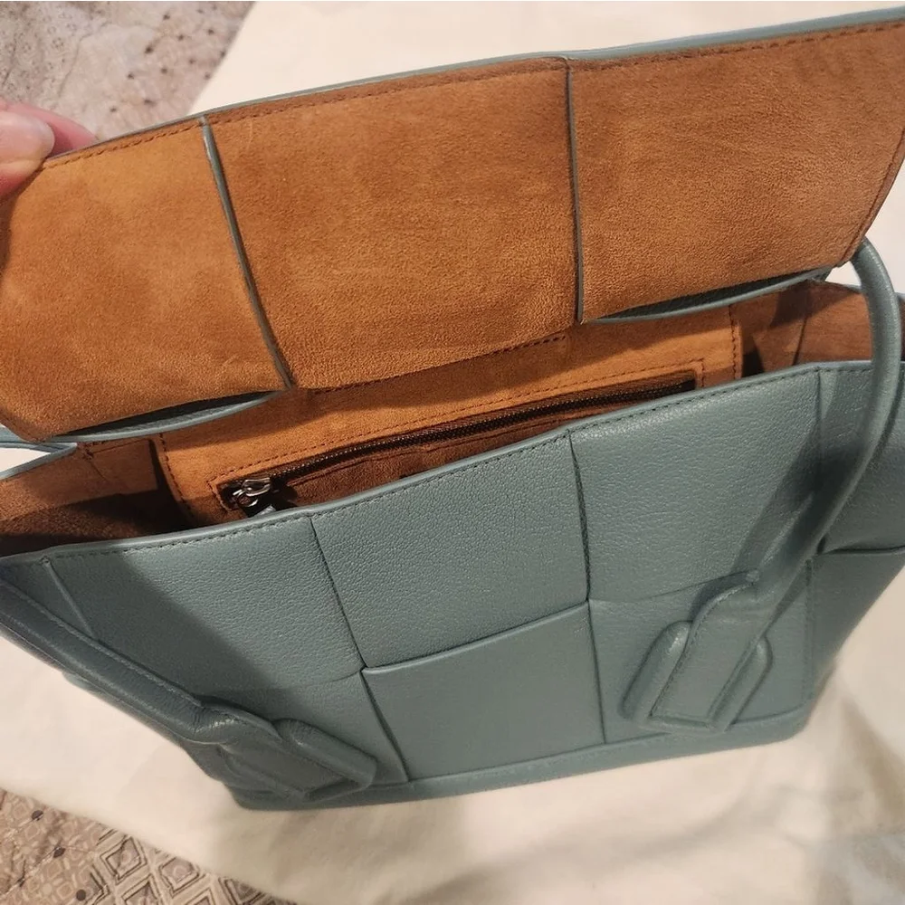 NWOT Bottega Veneta Small Arco Bag - Picture 12 of 13